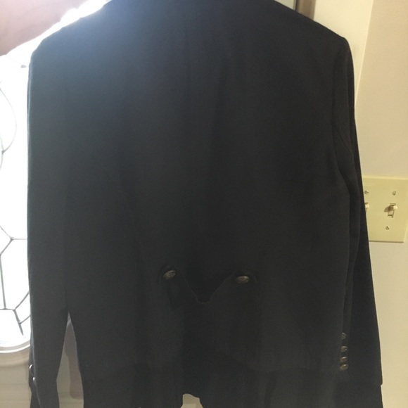 Brandon Thomas Vintage Ruffle Renaissance Jacket - Picture 14 of 14